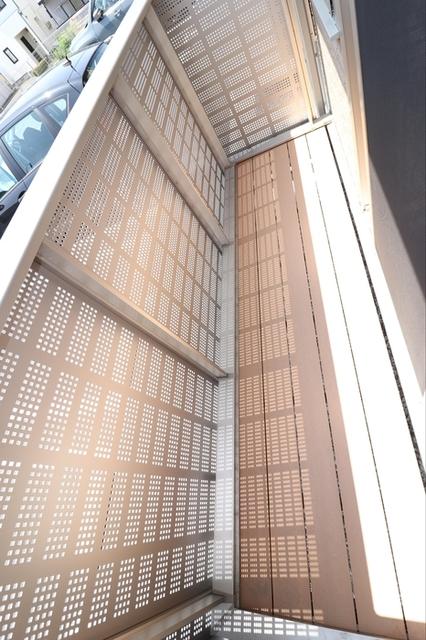 ウィット新井田西（103） バルコニー