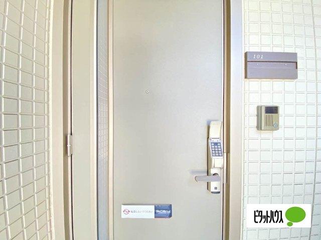 カーサ　フェリース（101） 玄関