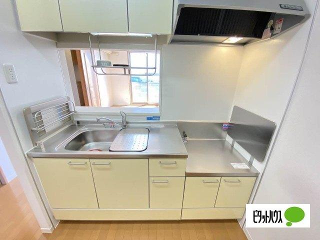 シャーメゾンクレスト（A102） キッチン