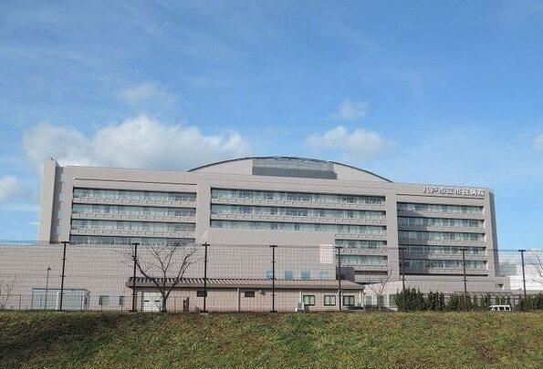 八戸市立市民病院：1500m