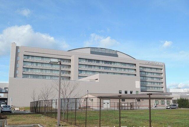 八戸市民病院：1000m