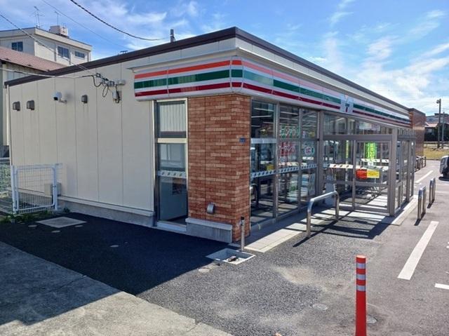 ハッピードラッグ八戸類家中央店：900m