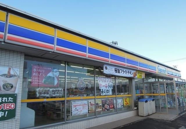ミニストップ尻内店：1200m