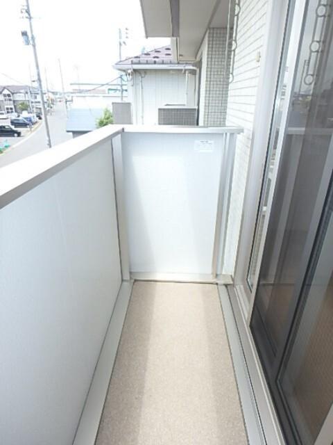 コモライズ新井田西　Ｃ（102） バルコニー