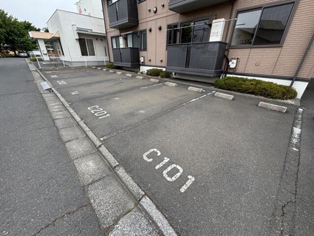 ブライトオリジン　Ｃ（201） 駐車場
