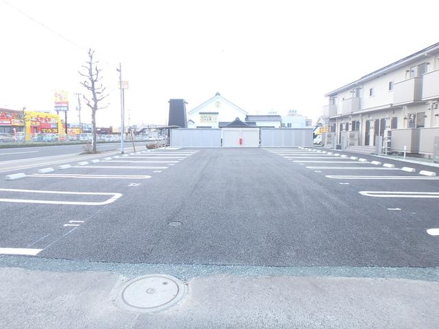 Ｆｒｏｎｔｉｅｒ（202） 駐車場