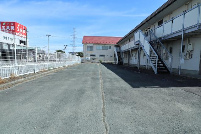 コーポサンライズ（105） 駐車場