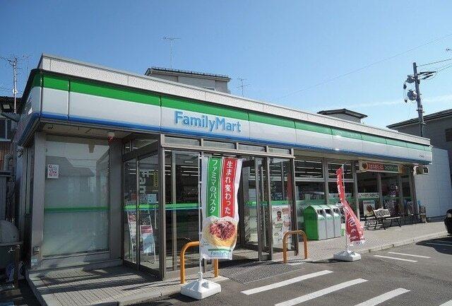 ファミリーマート八戸湊町店：170m