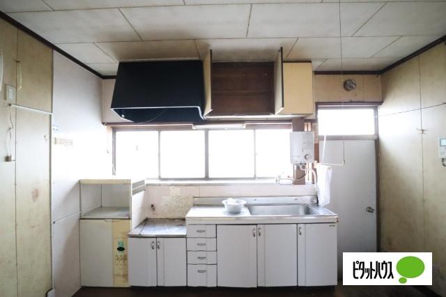 新井田寺沢下中古住宅 キッチン