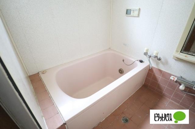 新井田寺沢下中古住宅 バス／シャワー