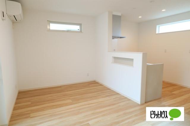 新築建売沼館Ｂ棟 リビング