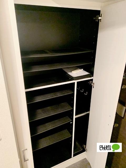 プレサンス立売堀アーバンスタイル 玄関