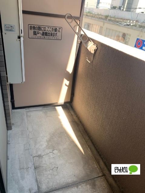 レジデア西本町 バルコニー