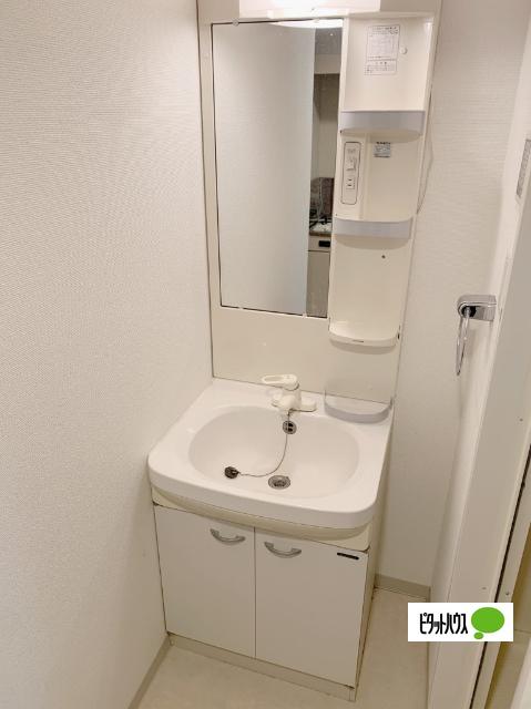 レジデア西本町 洗面