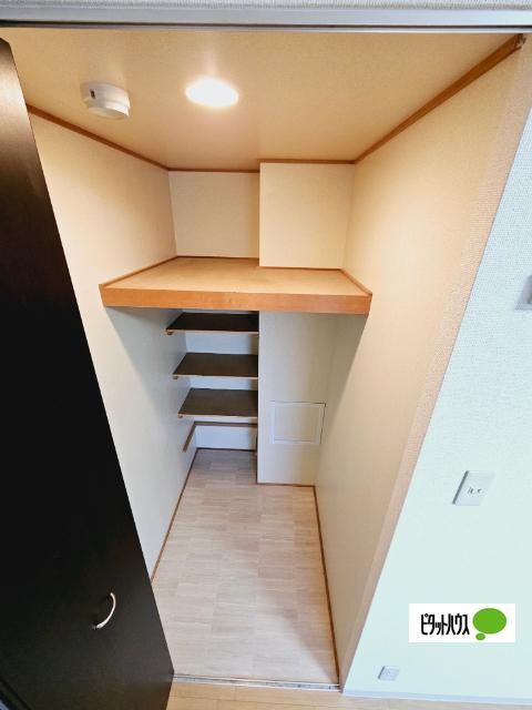 カーサ　セレーネ 収納