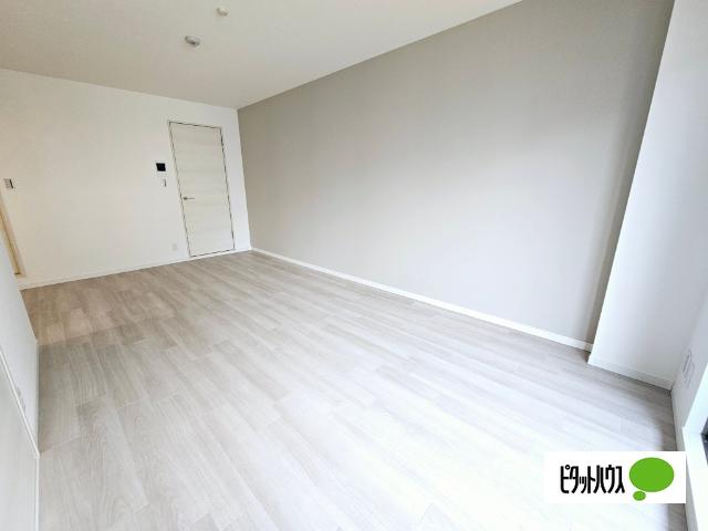 SOLASIA residence 九条 玄関