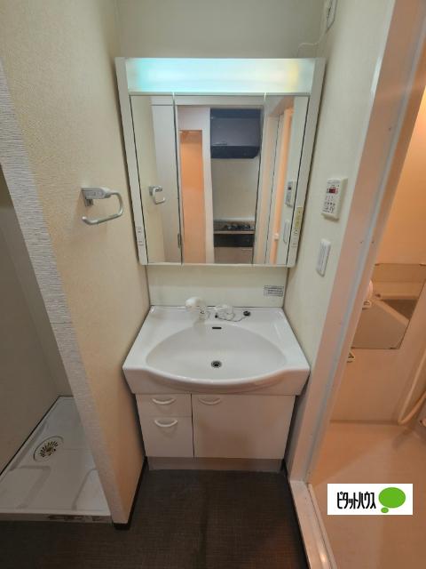 トモ南堀江 洗面