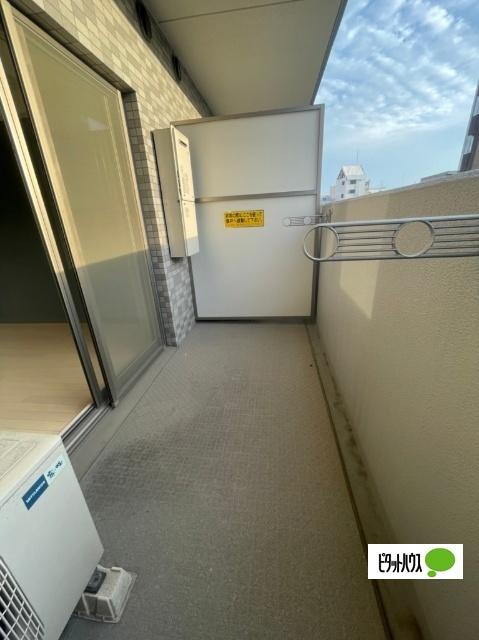エスリード弁天町南（710） バルコニー