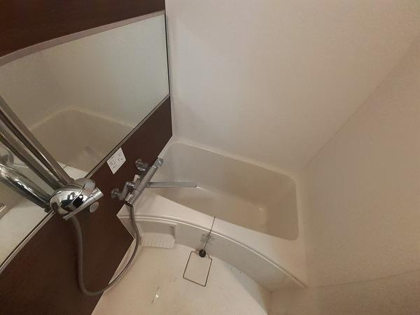 レオンコンフォート大手前ラトゥール バス／シャワー