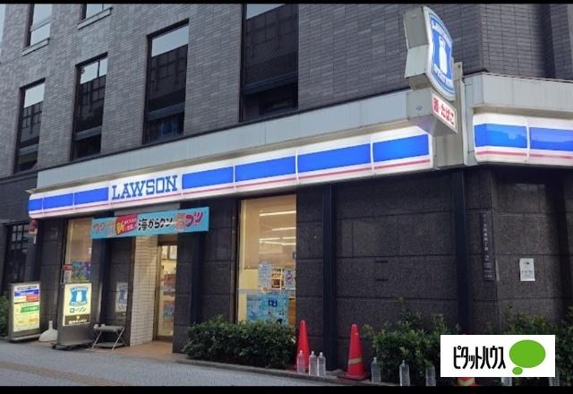 ローソン阿波座駅前店：353m