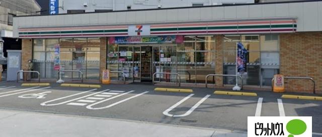 セブンイレブン大阪九条南3丁目店：694m