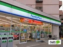 ファミリーマート江戸堀三丁目店：101m