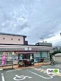 セブンイレブン大阪諏訪3丁目店：550m