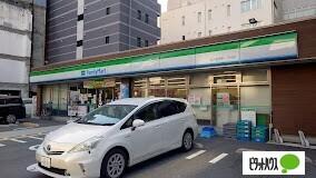 ファミリーマート北久宝寺町一丁目店：470m