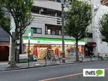 ファミリーマート釣鐘町店：386m