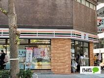 セブンイレブン大阪北堀江2丁目店：135m