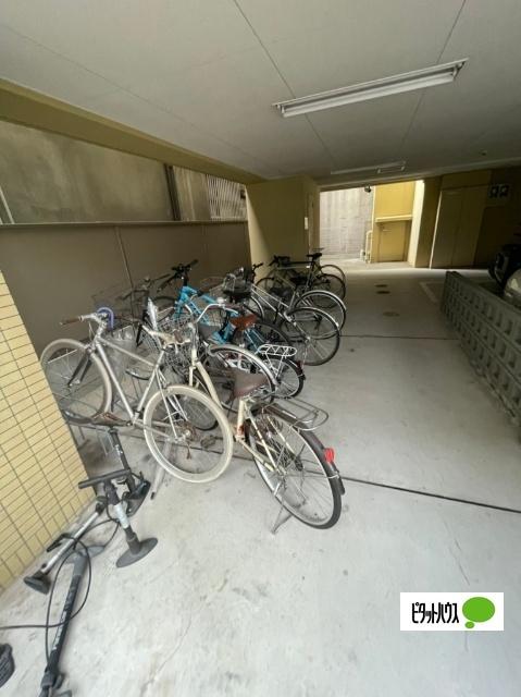 ﾋﾞﾔﾝﾎﾟｰﾄ（303） 駐車場