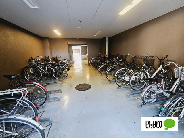 サムティ大阪GRAND　EAST 駐車場