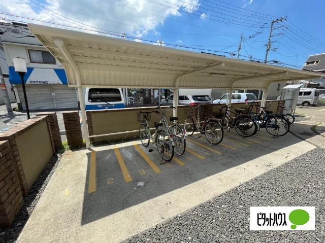 アクティ中本 駐車場