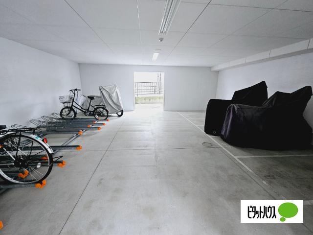 エステムコート中之島GATEⅡ 駐車場