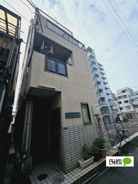 アバンス市岡 外観