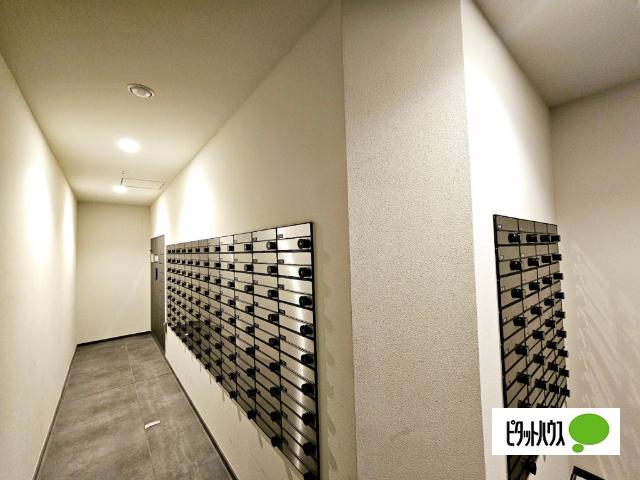 エステムコート大阪WESTⅡ 駐車場