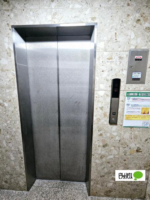 ベルフレージュ北堀江 駐車場