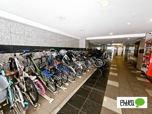 コンフィデンス西本町 エントランス