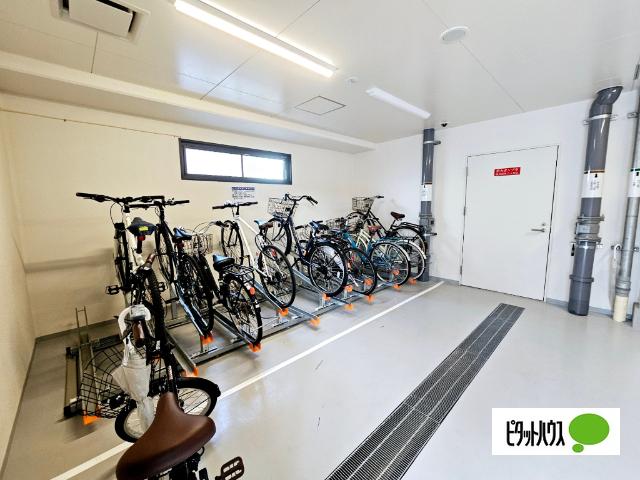 ALZA西本町 エントランス