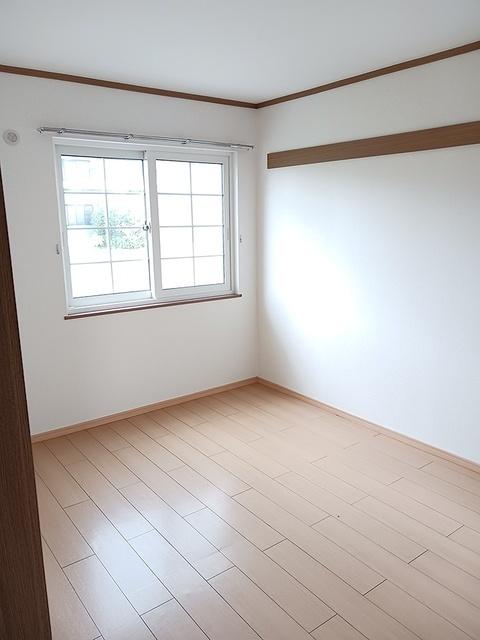 フレスコ　モルティ（102） 室内