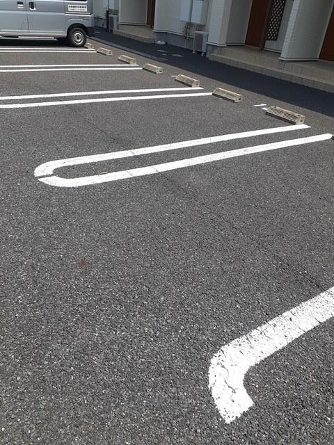アルカンシェルⅠ（101） 駐車場
