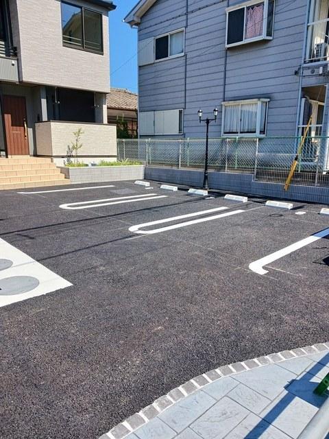 サンリット（203） 駐車場