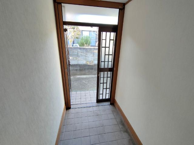日立市西成沢戸建（-） 玄関