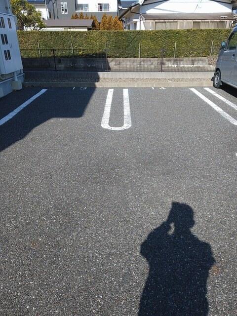 ジュネス　ド　アイサ（103） 駐車場