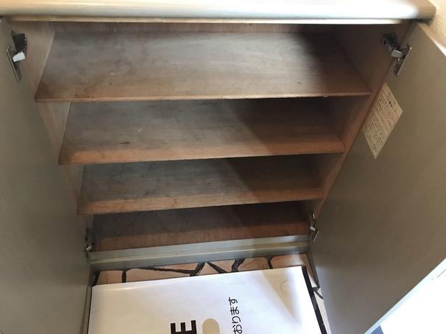 ランドウィン　六番館（106） 玄関