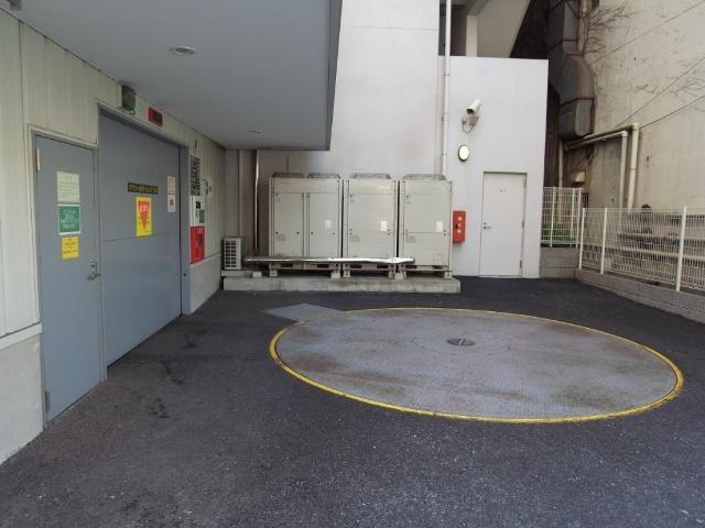 ウィルテラス千葉中央 駐車場