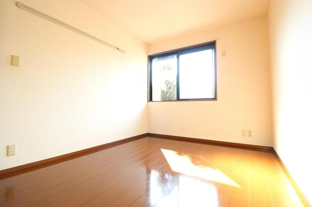 ロイヤルクレッセント西登戸（103） 部屋画像