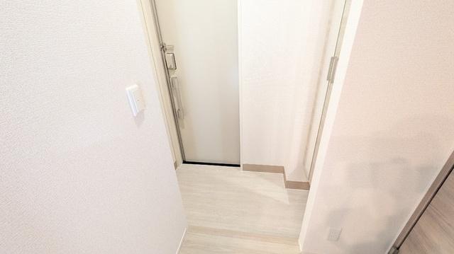 D-ROOM汐見丘α（103） 玄関