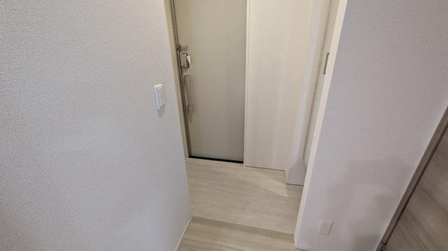 D-ROOM汐見丘α（203） 玄関
