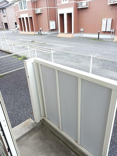 ファミールⅡ（102） 駐車場
